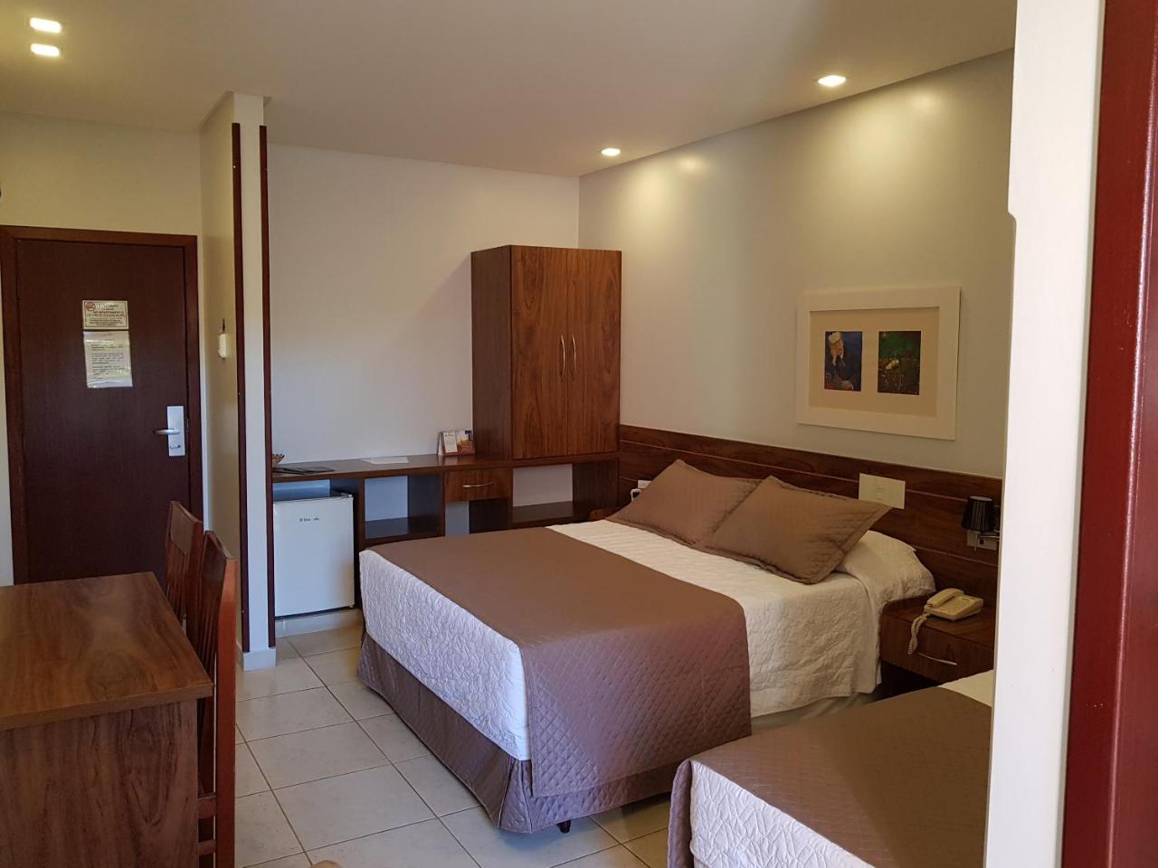 Hotel Das Palmeiras Паракату Экстерьер фото
